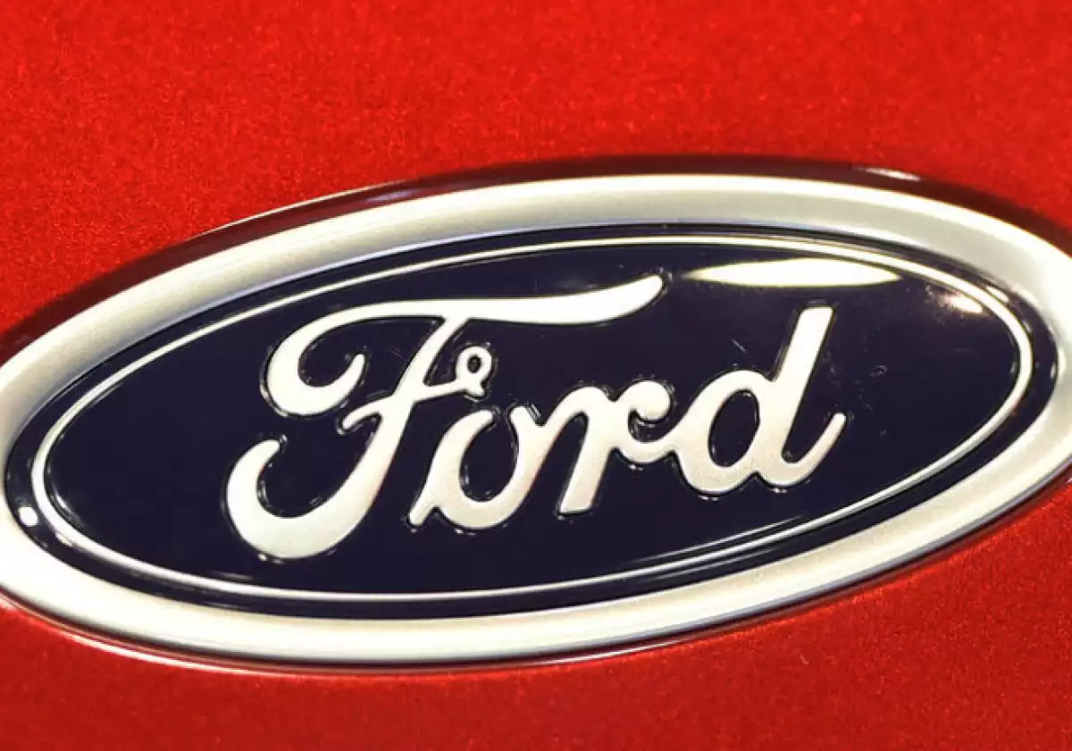 Coconal rompe relaciones con Ford
