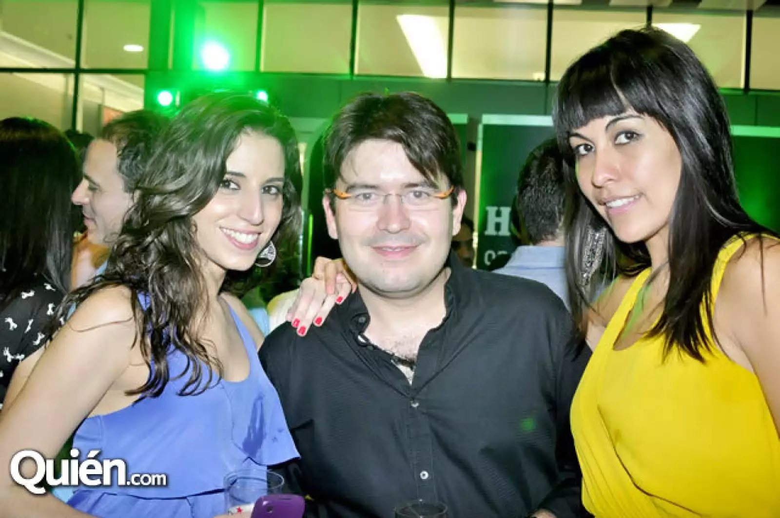 Alina Navarro, Julio Veliz y Karina Cantú