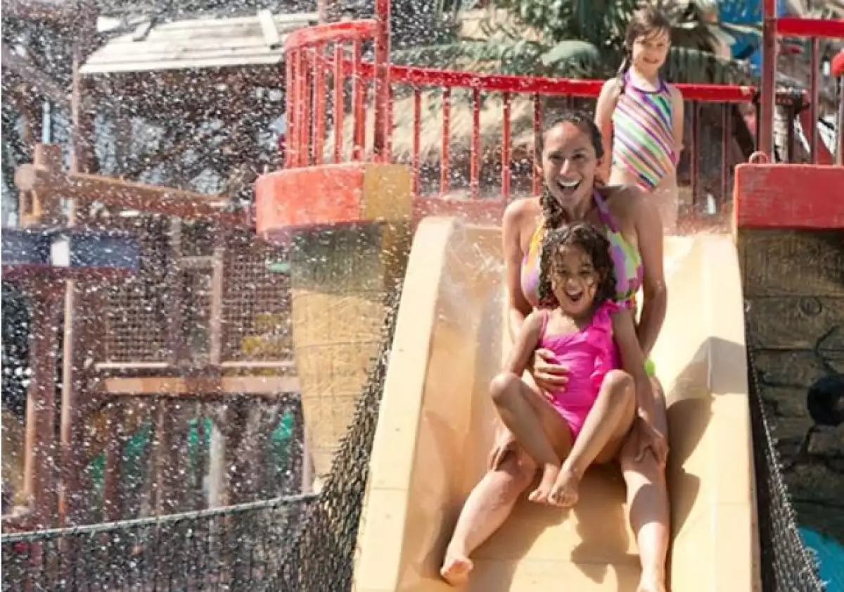 Six Flags Obras