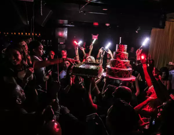 Rodeada de amigos y de un gran ambiente, López disfrutó de su cumpleaños 46.