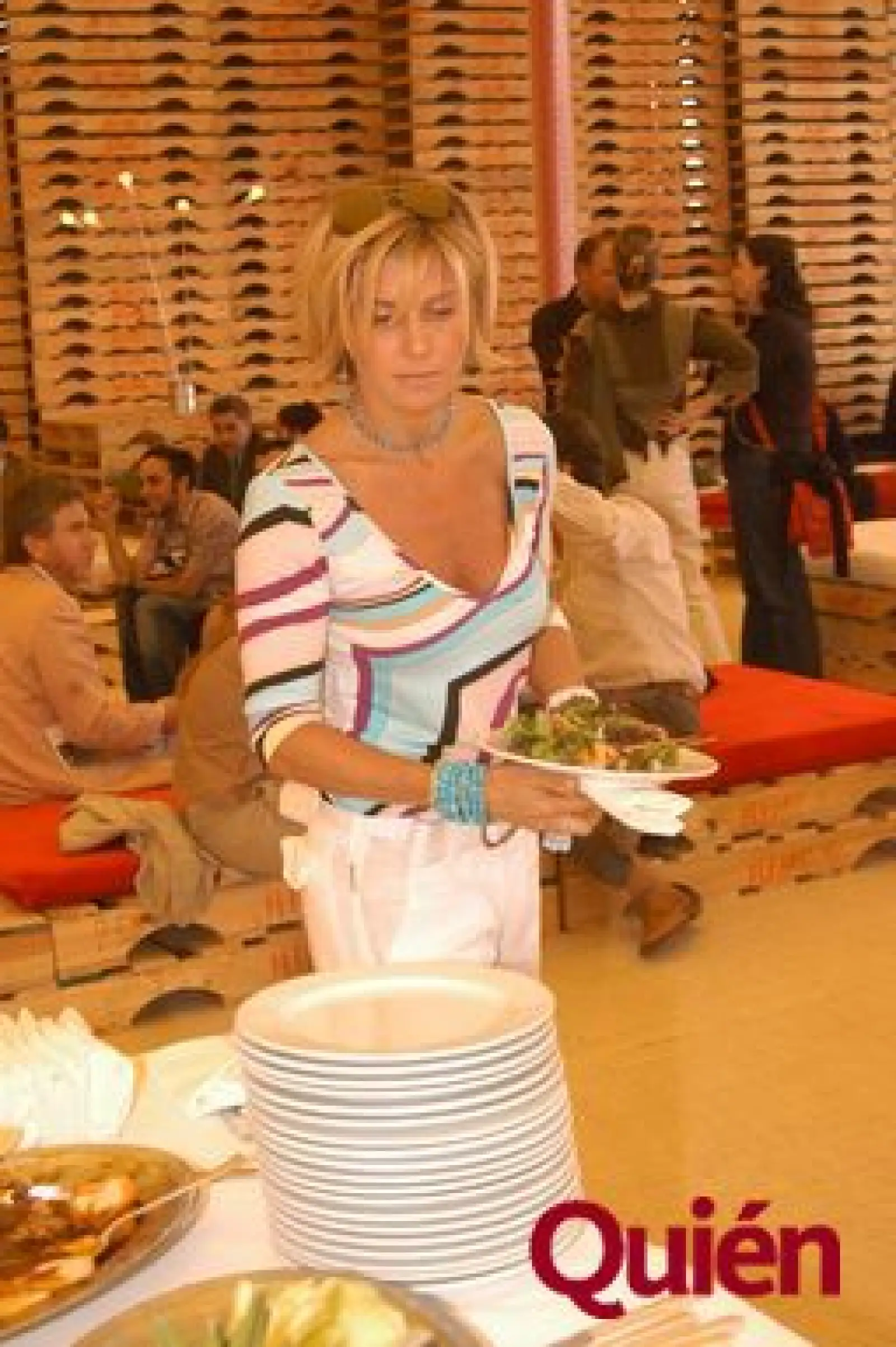 Lourdes Creel, Karen Senze