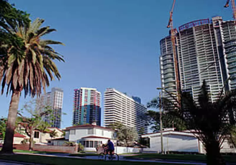 Los precios de los bienes raíces en Miami están entre los más golpeados por la crisis. (Foto: AP)