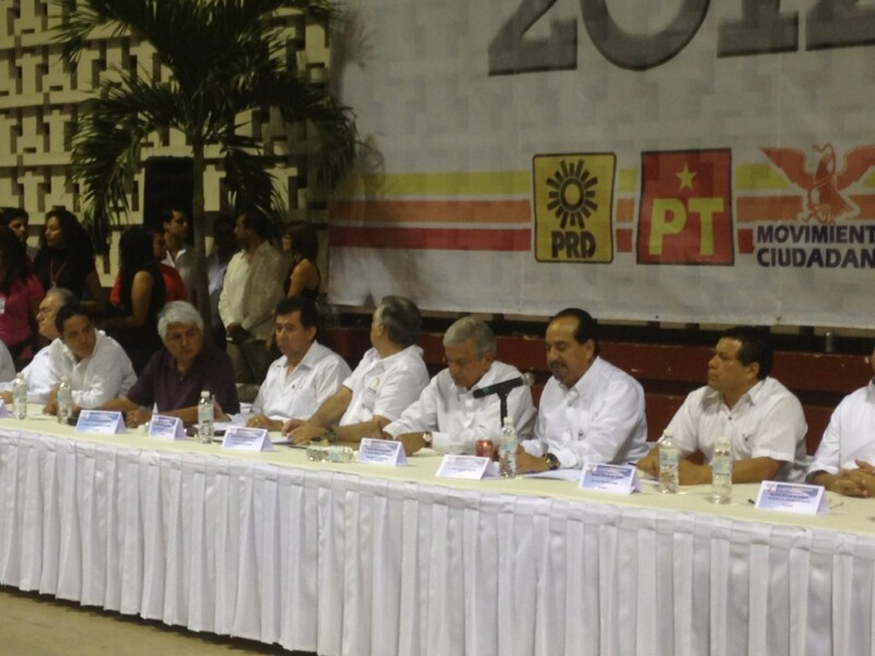 andres manuel lopez obrador en foro turistico en acapulco