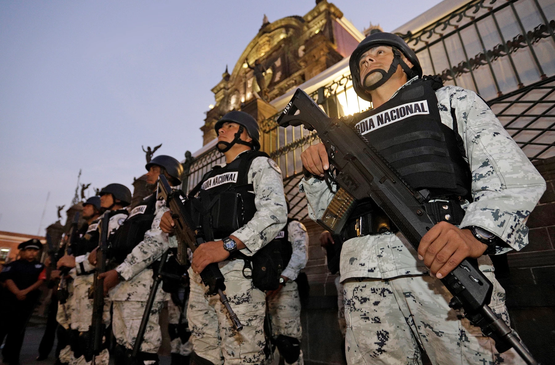 Dudas e incertidumbre por la progresiva militarización en México Militarización alcanzó mayor profundidad legal con la Guardia Nacional