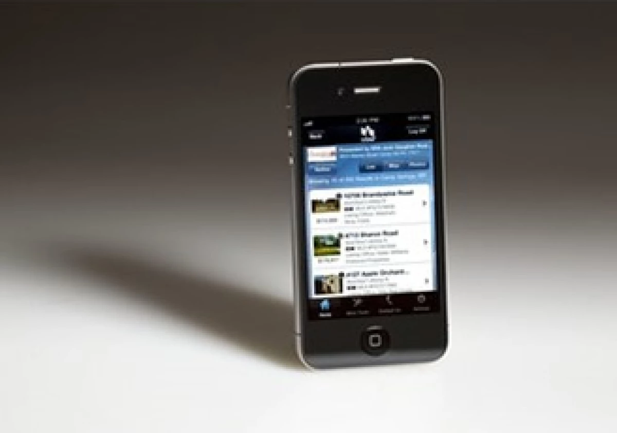 Apple busca asegurarse un lugar en el campo de la publicidad para dispositivos como el iPhone. (Foto: AP)