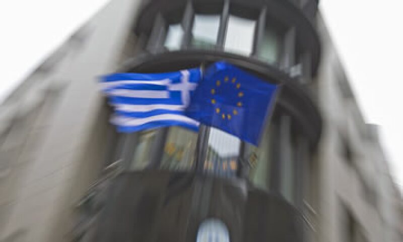 Atenas tiene el dinero para pagar los salarios mensuales y las pensiones esta semana. (Foto: Reuters )