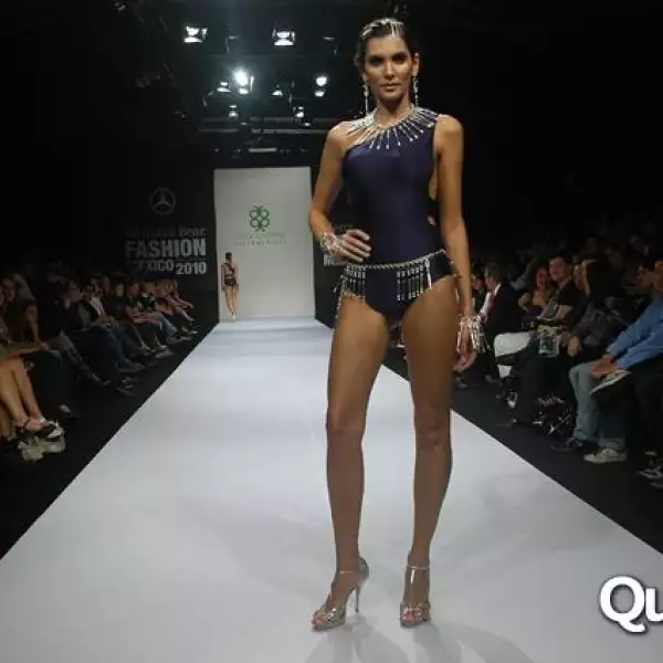 MBF Pasarela Delia González