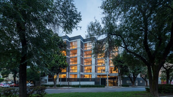 Edificio Camarones, a detalle