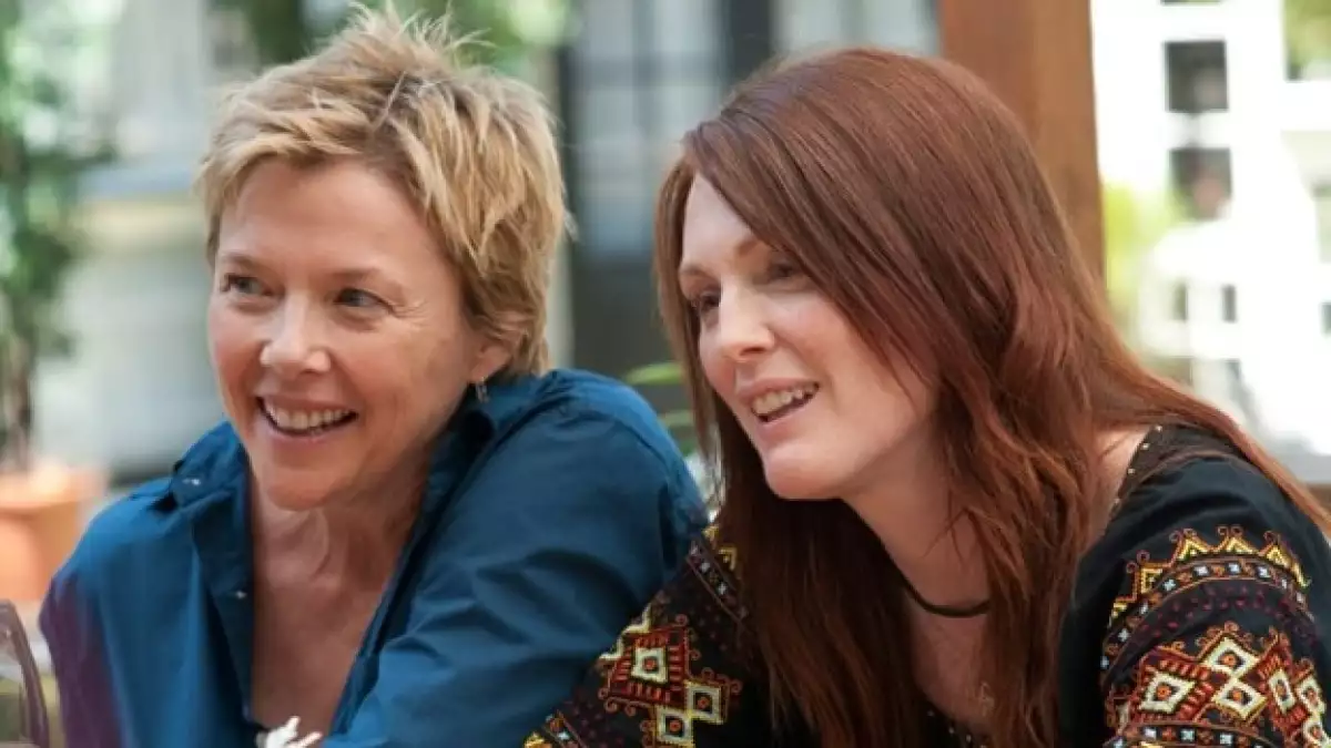 Annette Bening Julianne Moore