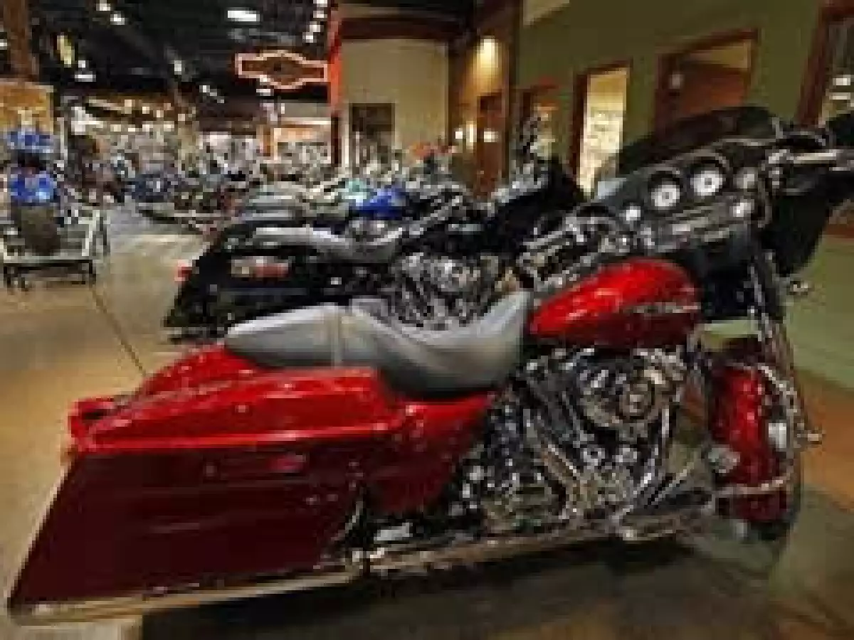 El fabricante de motos recortará hasta 400 empleados. (Foto: AP)