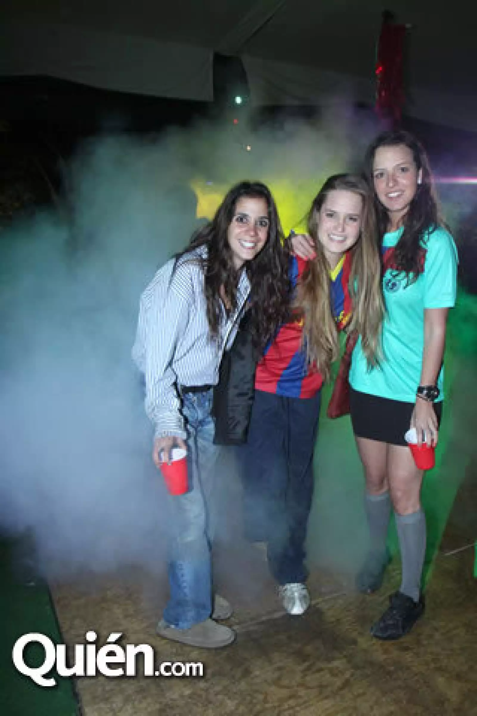 Mariana Kury,Macarena Blanco y Denisse Garcia