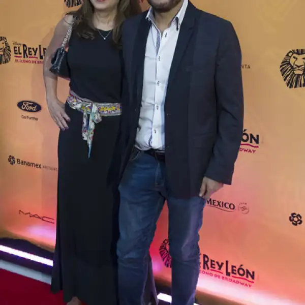 Karen Coronado y Aleks Syntek.