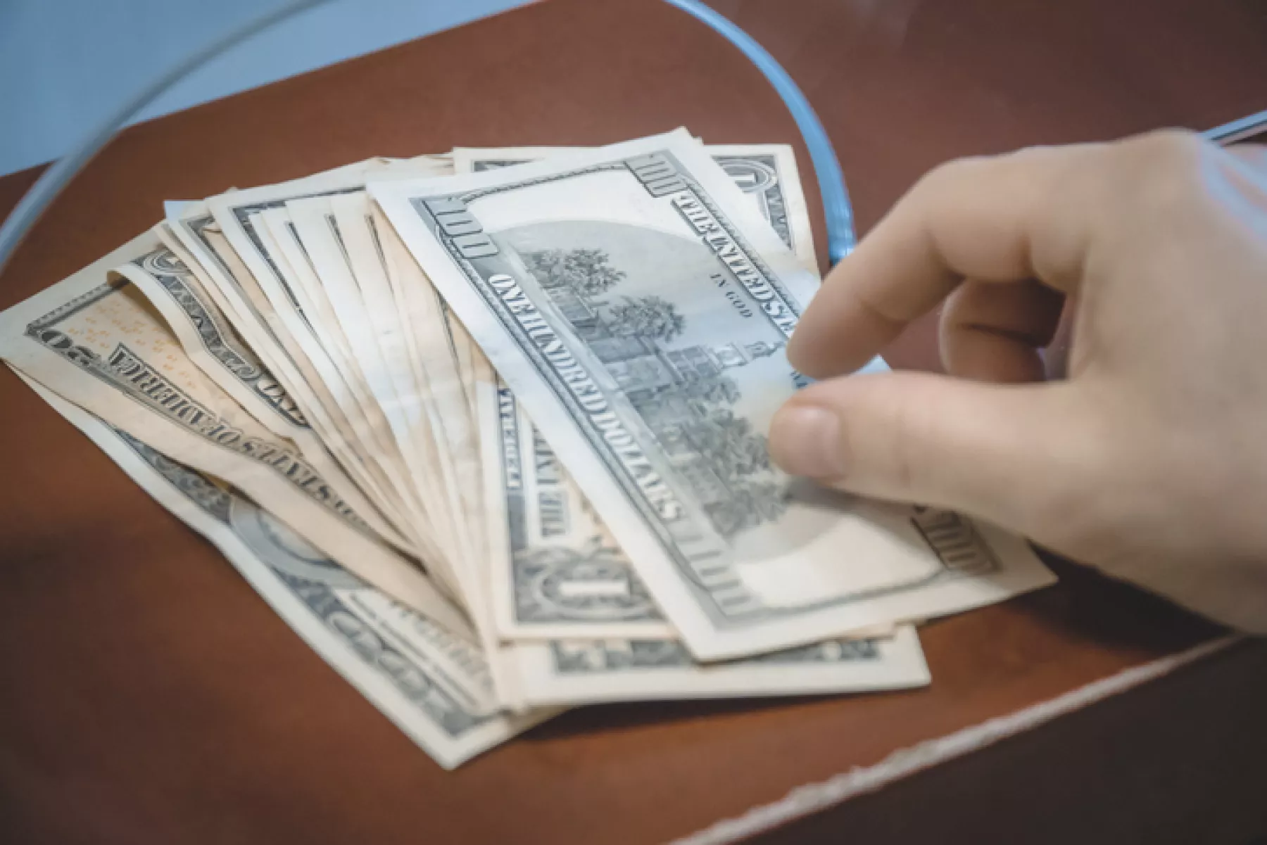 Payment teller, dollar