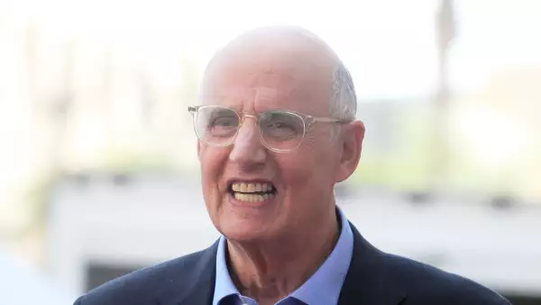 Jeffrey Tambor