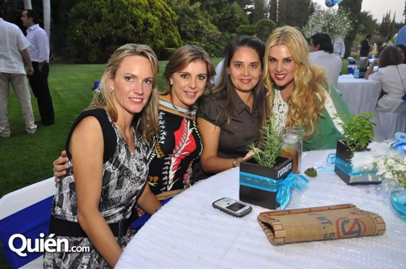 Susan Gutiérrez,Gaby romo,Grisy Rodríguez,Cristi Gaitán