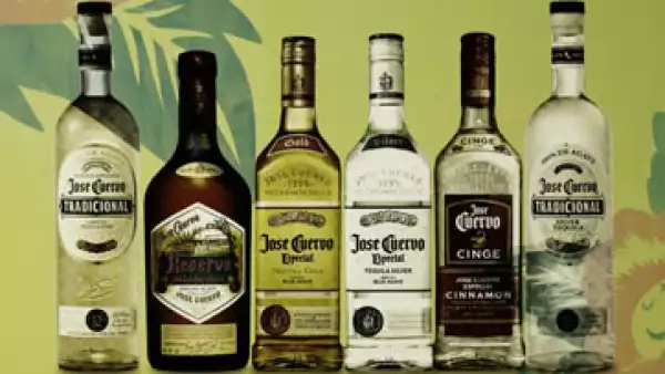 Los productos que ofrece la marca José Cuervo. (Foto: Tiwtter/@JoseCuervo )