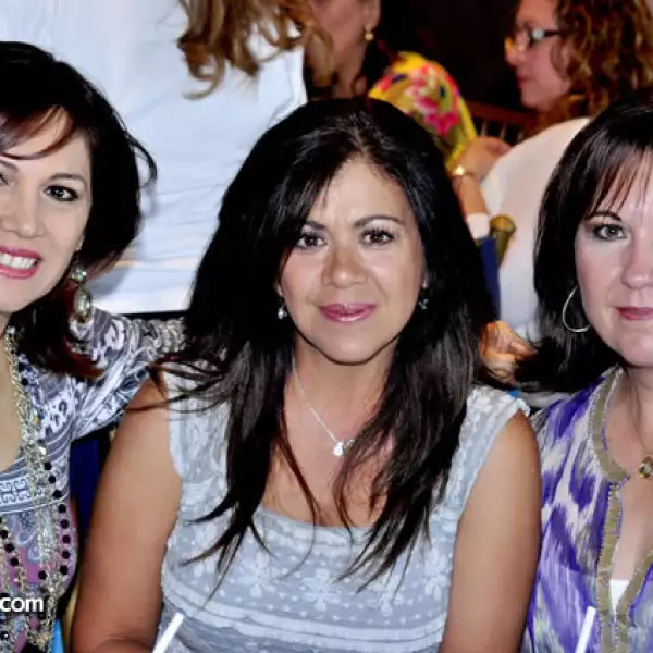 Clary García de Elizondo, Martha Palacios de García y María Elena de Treviño