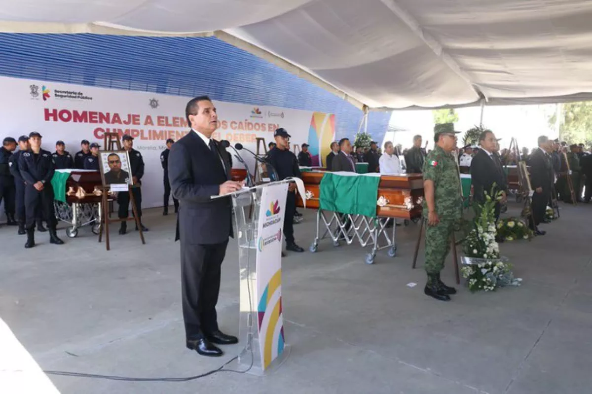 silvano aureoles policías