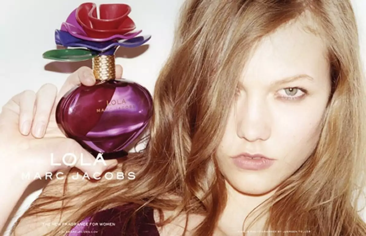 Karlie Kloss en un anuncio de Marc Jacobs.