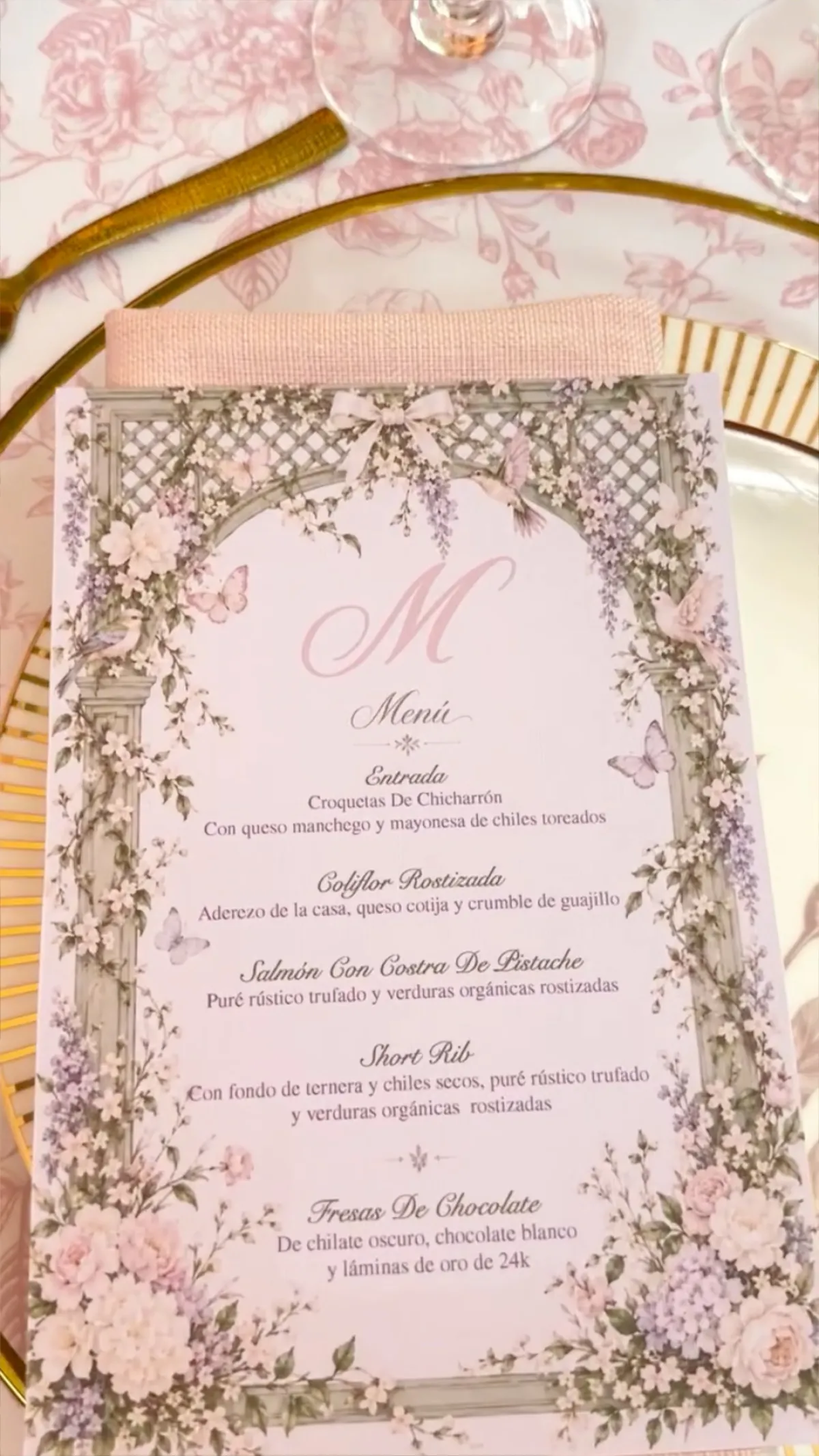 Carlos Rivera y Cynthia Rodríguez organizaron un lujoso baby shower por la llegada de su hija, María