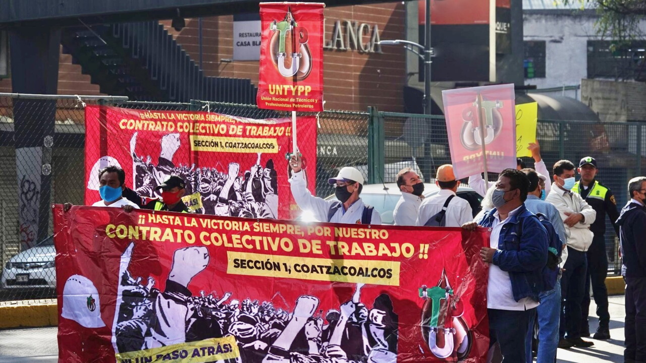 Trabajadores de confianza de Pemex llevan a la SCJN lucha por reconocimiento sindical