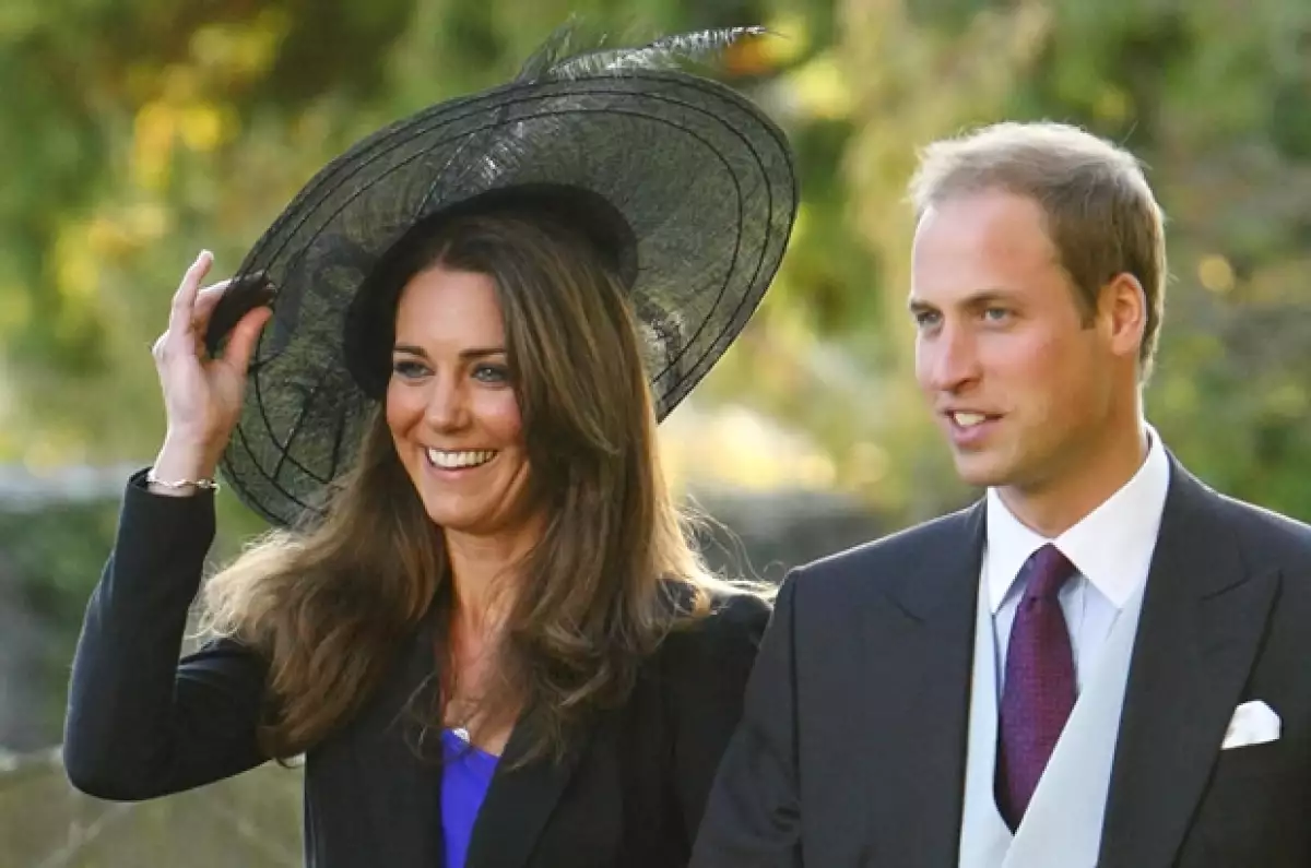 Hoy por la mañana la Casa Real británica informó que el hijo del príncipe Carlos y Lady Di se casará el próximo año con su novia, luego de ocho años de relación.