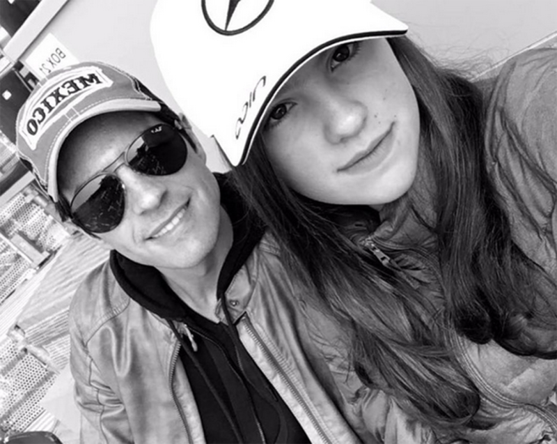 Mauricio Ochmann y su hija Lorenza