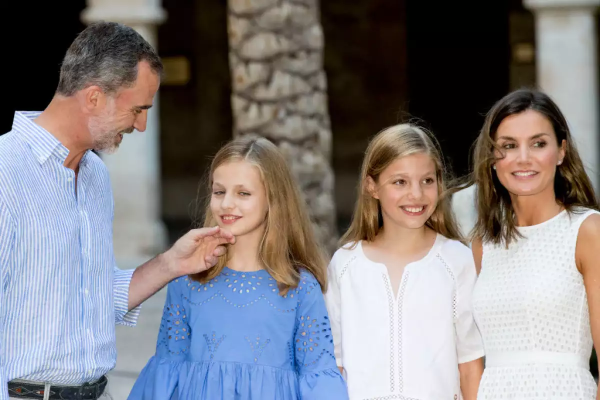 Infanta Sofía y la princesa Leonor 