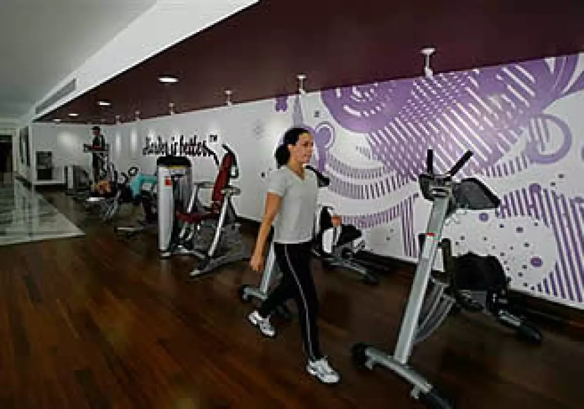 El gimnasio cuenta con aparatos con alta tecnología, elegidos por la cantante. (Foto: AP)