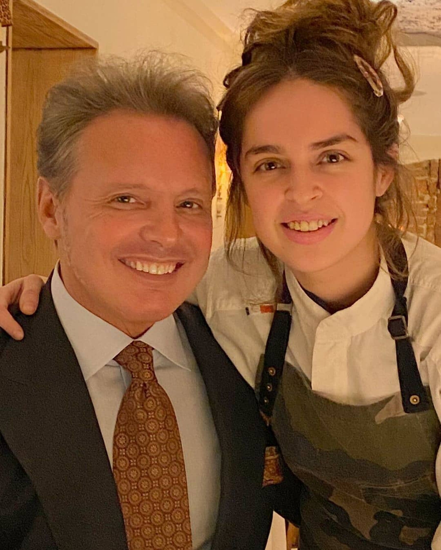 Eres Tu Luis Miguel Reaparece Y Sorprende Con El Pelo Lleno De Canas