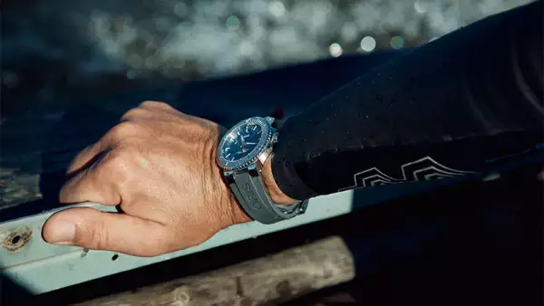 Oris Aquis Date Relief