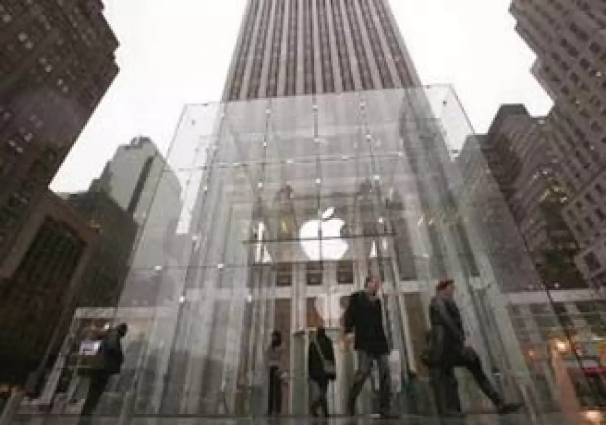 Desde el día de su presentación, la tablet de Apple aprovechará 130,000 aplicaciones ya disponibles en la Apple Store. (Foto: Reuters)