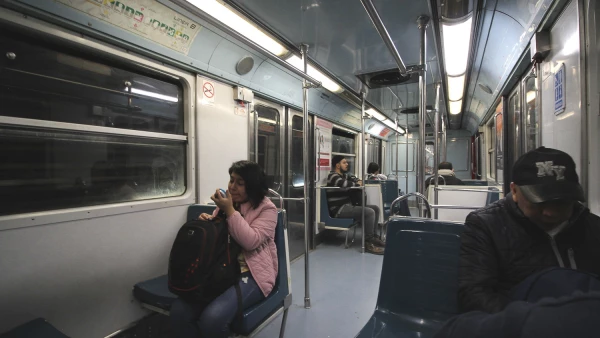 16_metro 01.jpg