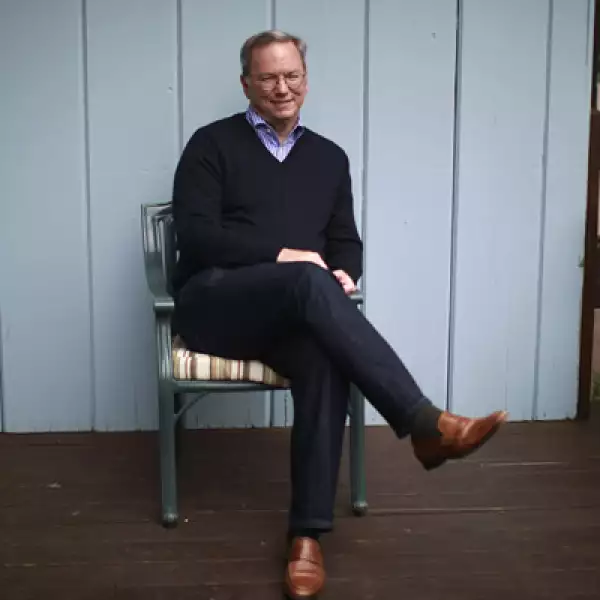 Eric Schmidt, presidente ejecutivo de Google, a la espera de su conferencia en Sun Valley.