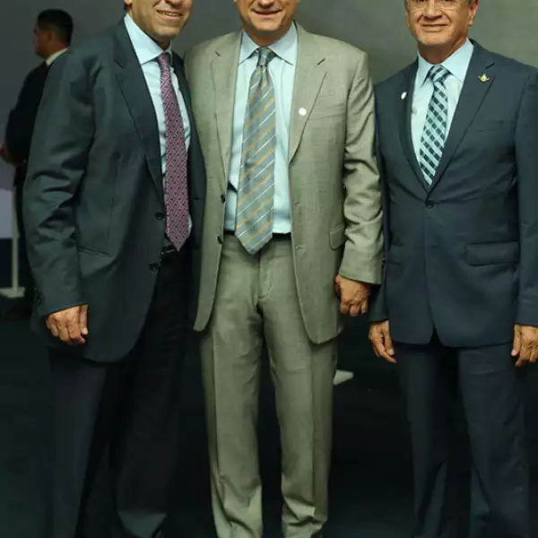 Marco Antonio Slim, Alejandro Soberón y Octavio Ruíz