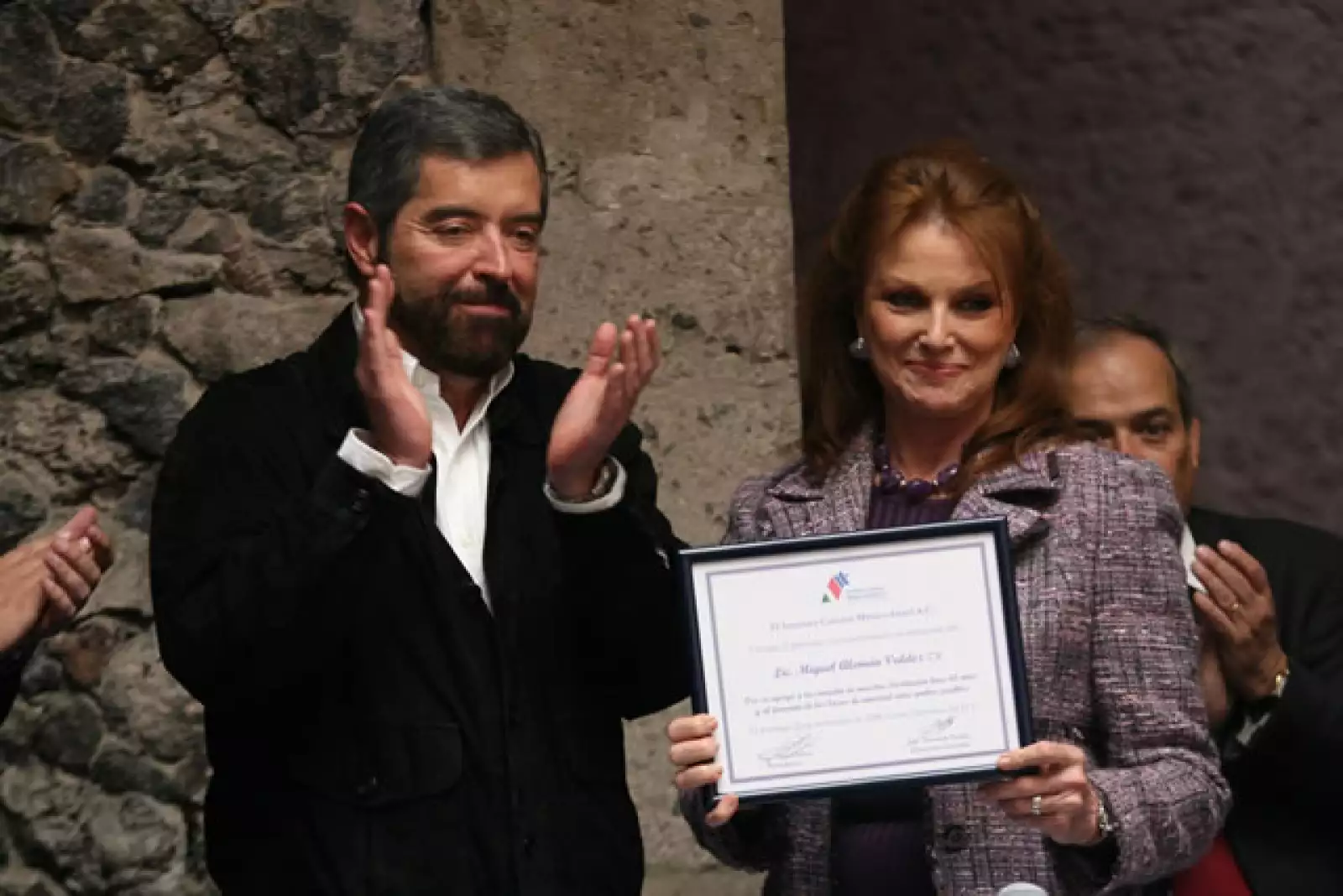 Homenaje a Jacobo Zabludovsky y Leon Davidoff.