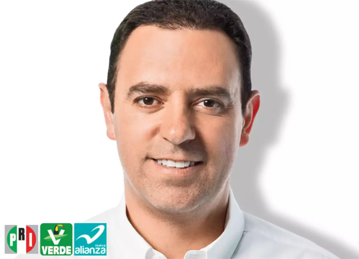 Alejandro Tello Cristerna.