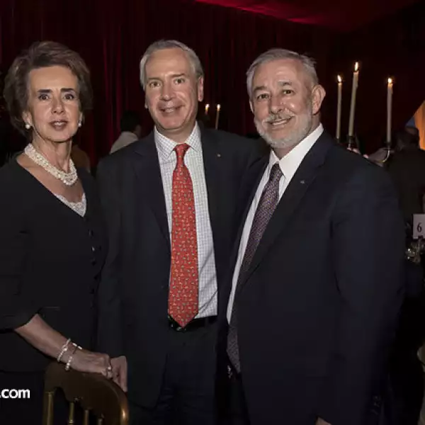 Guadalupe Caso de Name, Álvaro Altamrino y Miguel Soberón