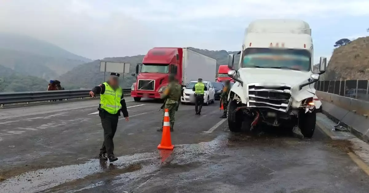 Accidente en la México-Querétaro: una carambola provoca el cierre de la autopista