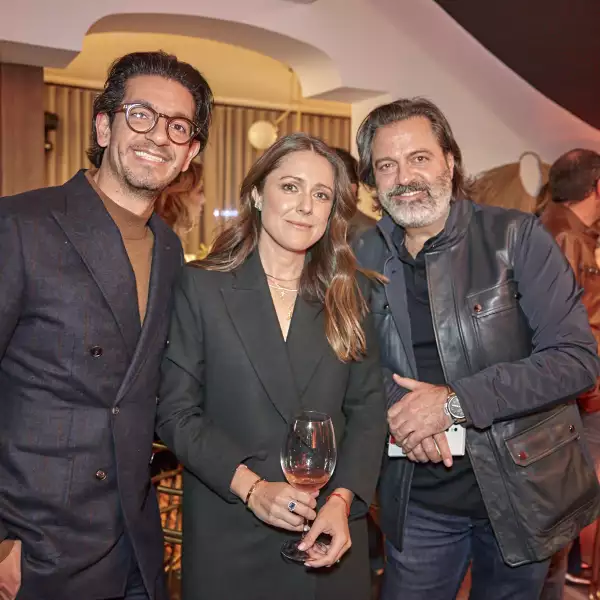 JOSE MERINO_ADRIANA SOTO_ALFONSO ENTEBI 1.jpg