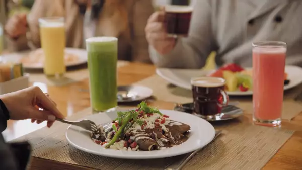 Plaza Satélite Los Canarios