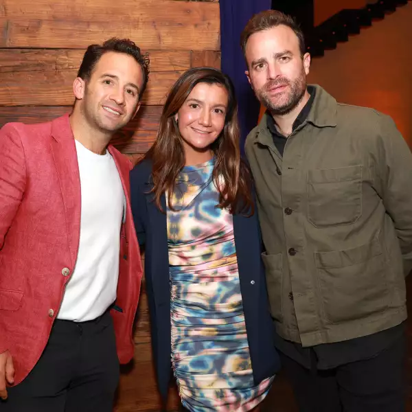 Alfonso Helfon, Mer Abascal y Max Villegas