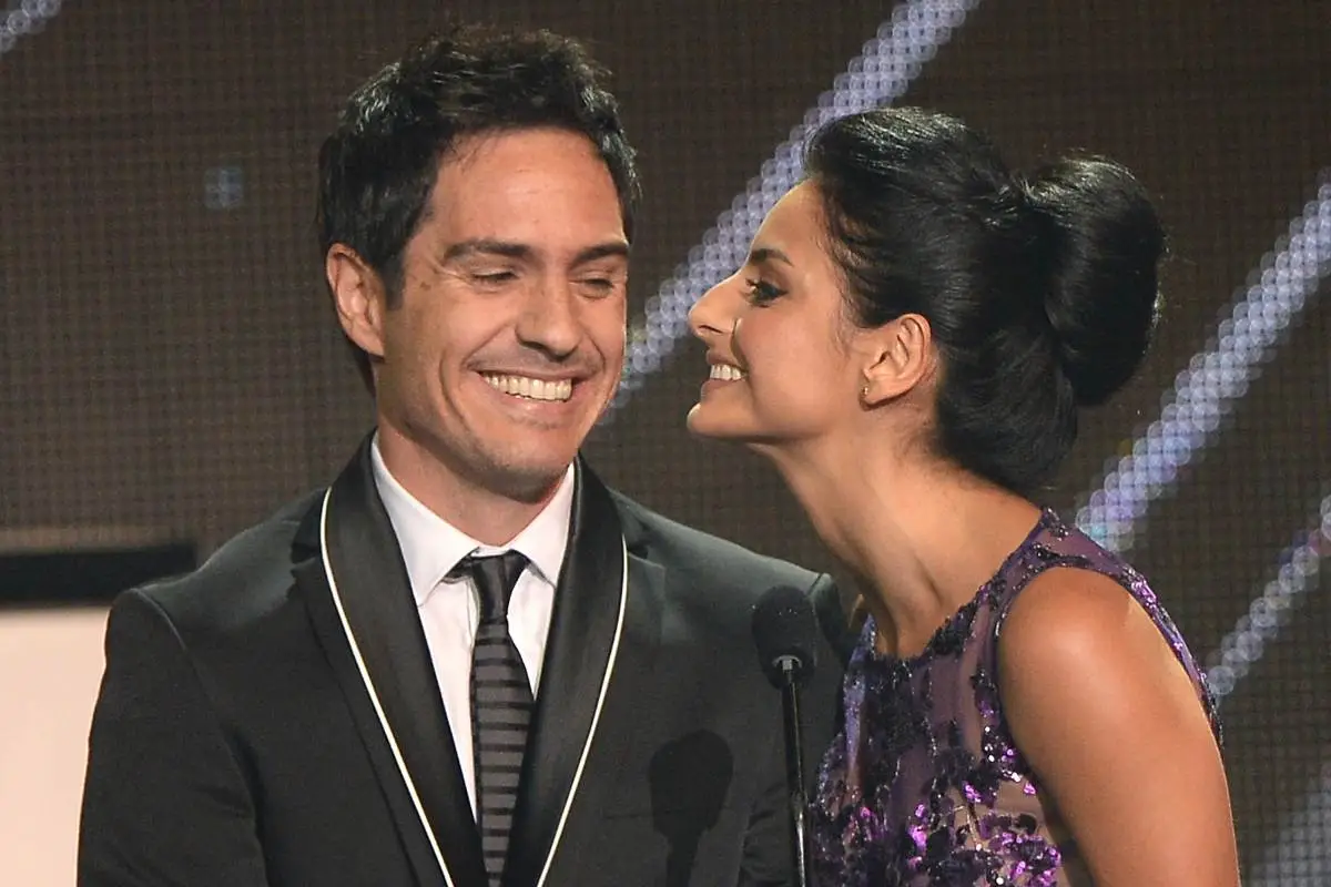 mauricio-ochmann-aislinn-derbez.jpg