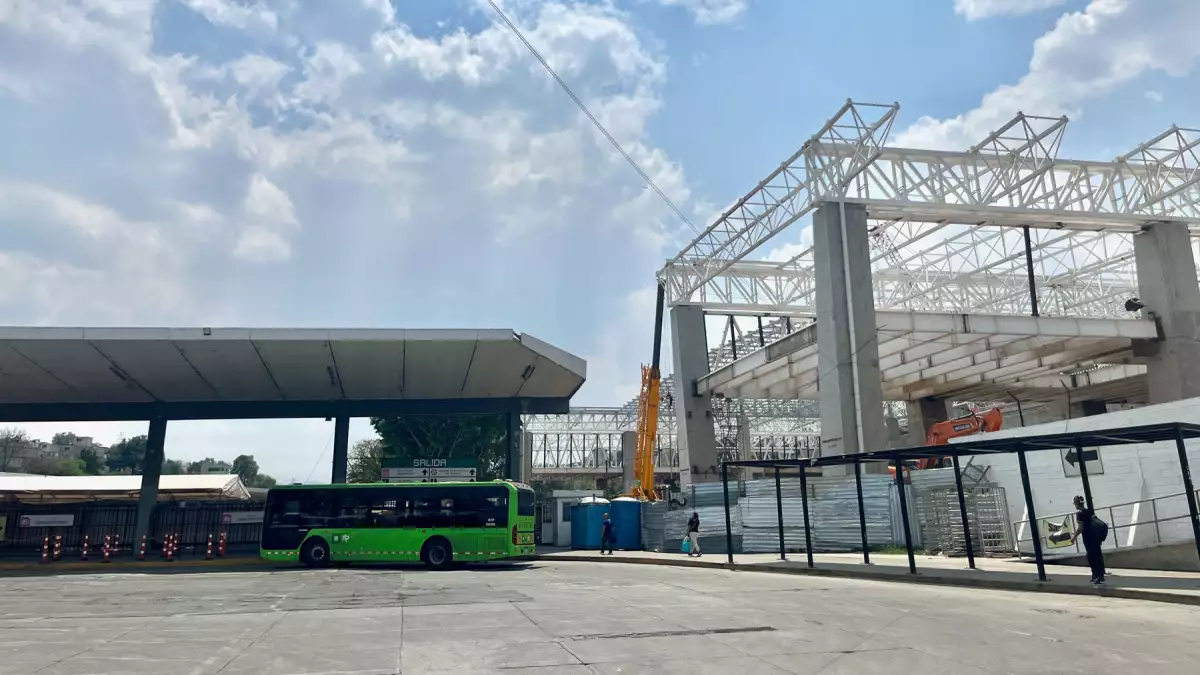 Nueva estación Observatorio en construcción