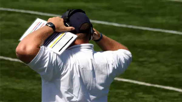 El debate no está centrado en si Bill Belichick es el mejor coach de la liga,