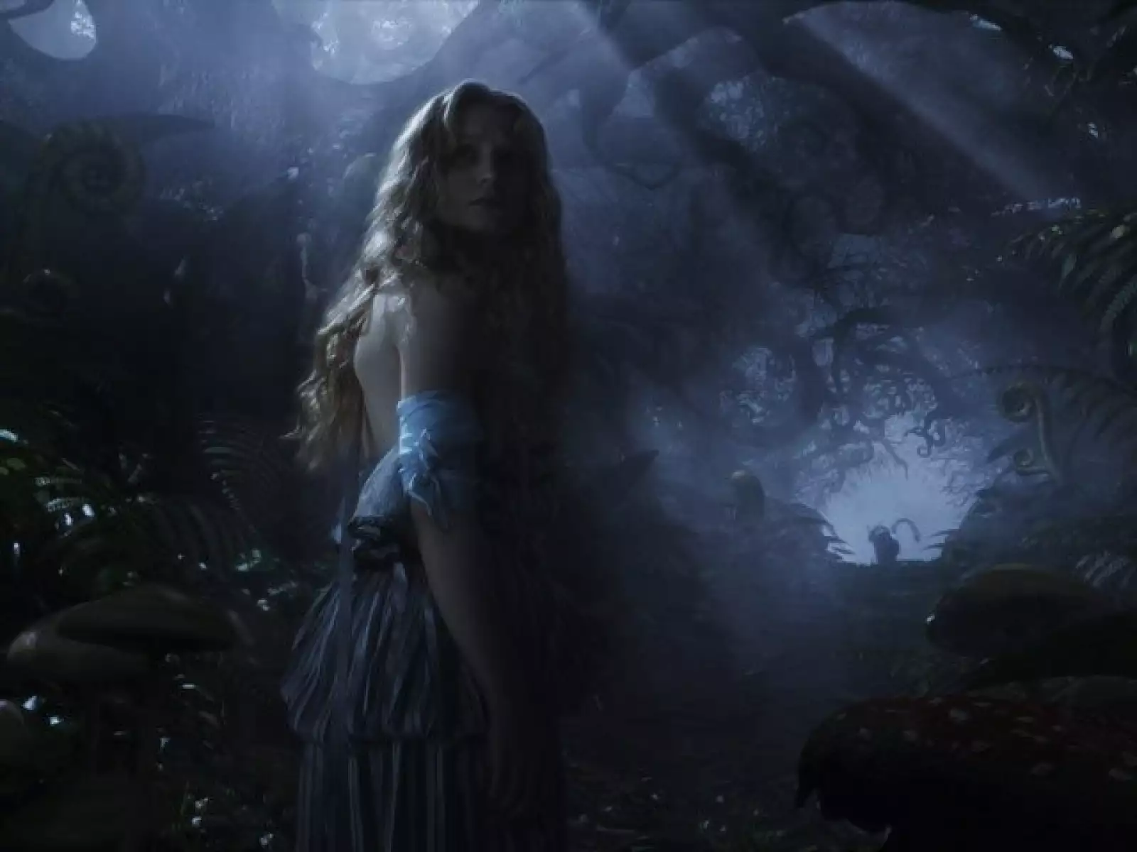 Alicia es una joven de 19 años con toda la vida por delante. Es una mujer independiente que se siente atrapada en el encorsetado Londres de la era victoriana.