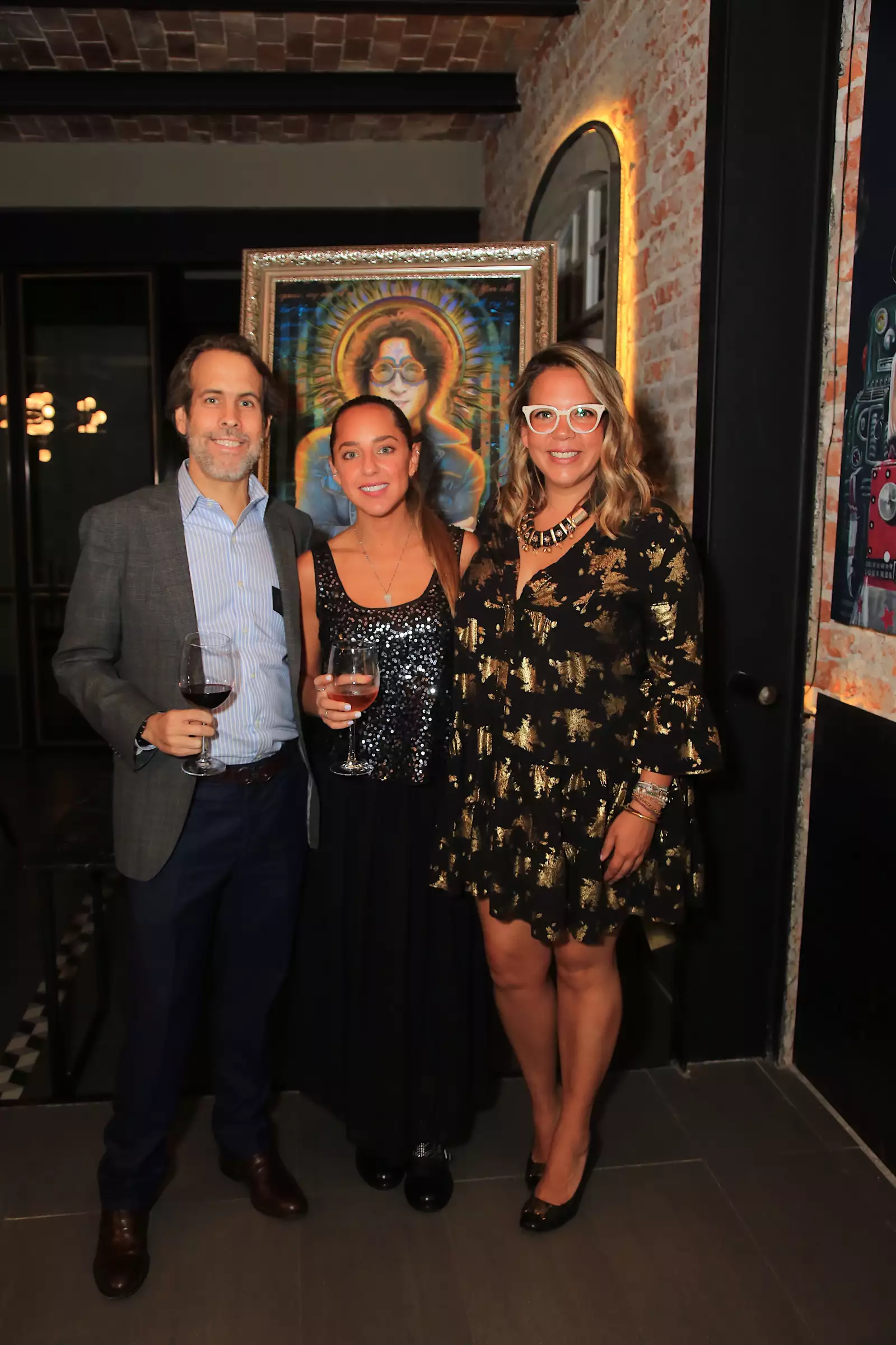 Rodolfo Trampe, Becky Hinojosa y Paola Belendez 