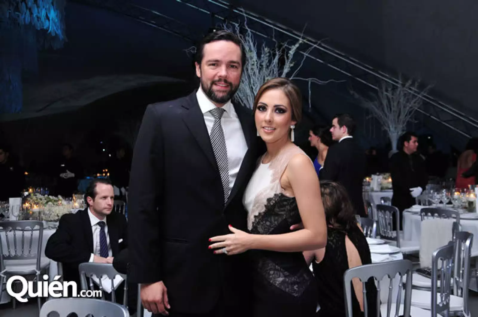 Álvaro Corvera,Mirna González