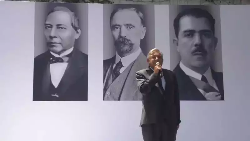 López Obrador AMLO seguridad Ejército Marina