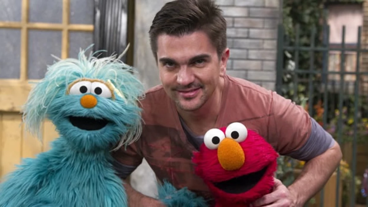 Juanes graba un capítulo de Plaza Sésamo